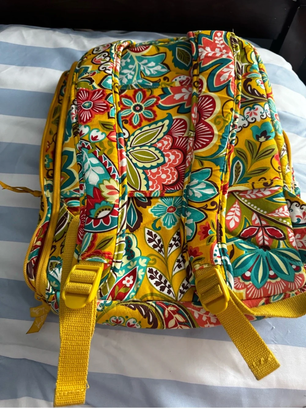 Vera Bradley vibrant quilted